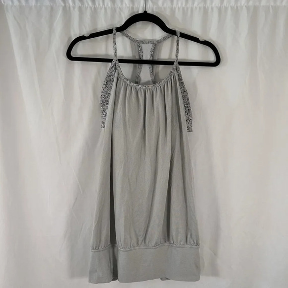 Lululemon Tank Sports Bra Women's 6 Grey Floral Pull On Lightweight Unpadded - Picture 1 of 8